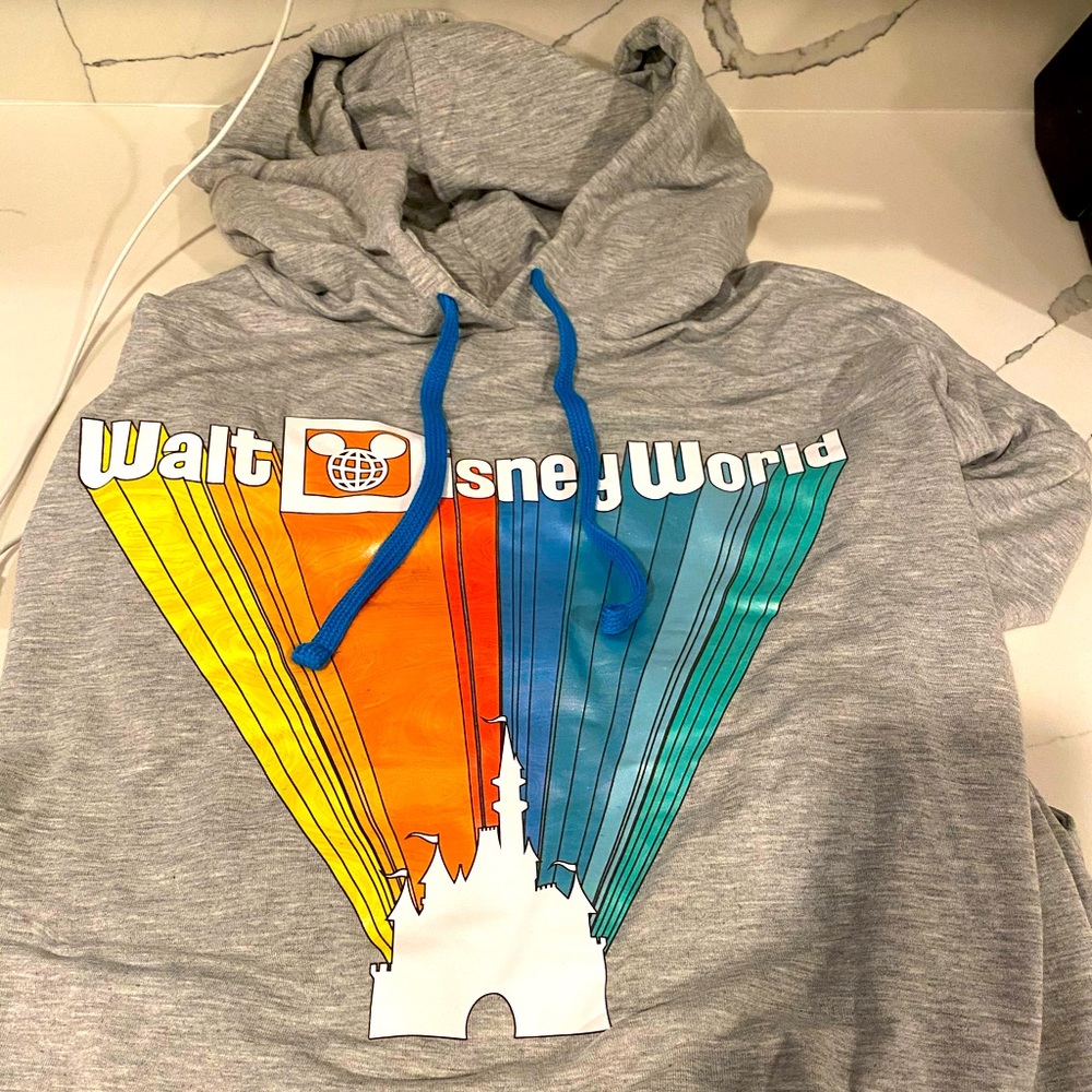 Walt Disney world logo pullover sweater